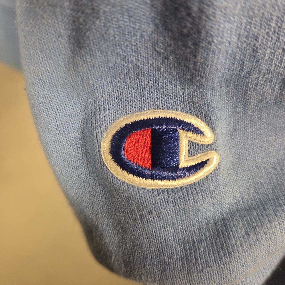Marquette University crewneck sweatshirt (Q462) - Picture 4 of 10
